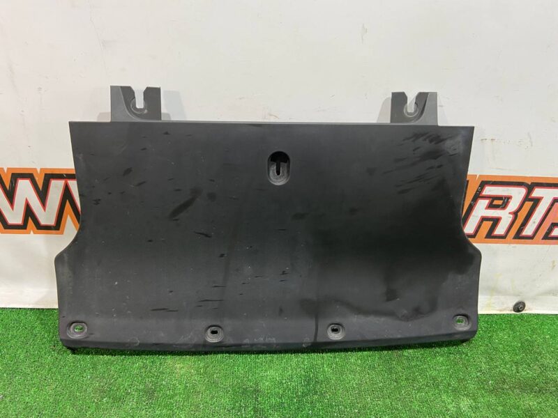 T4A8120 Tow Hook Cover Rear Jaguar F-Pace X761 (2017-) Used cost 70 € in stock 1 pcs.