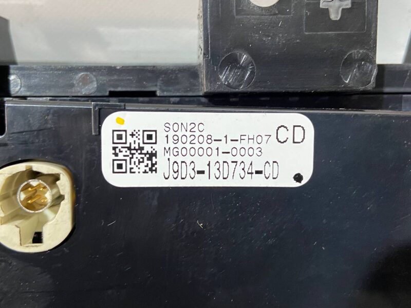 T4K15324 Front control panel Jaguar I-Pace X590 (2018-) USED cost 300 € in stock 8 pcs.
