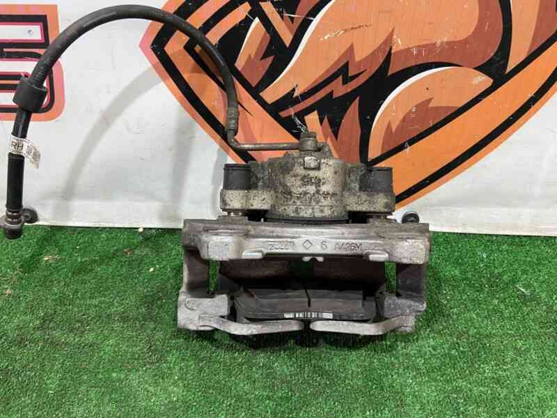 T4K15512 Front right support Jaguar F-Pace X761 (2017-) Used cost 200 € in stock 4 pcs.