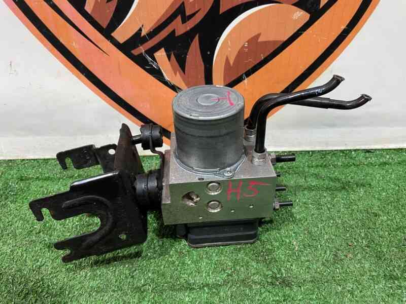 T4K16575 ABS unit Jaguar I-Pace X590 (2018-) USED cost 500 € in stock 6 pcs.