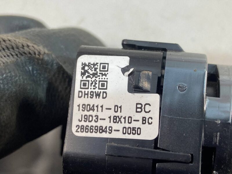 T4K4940 Volume Switch Jaguar I-Pace (2018-) Used cost 50 € in stock 6 pcs.