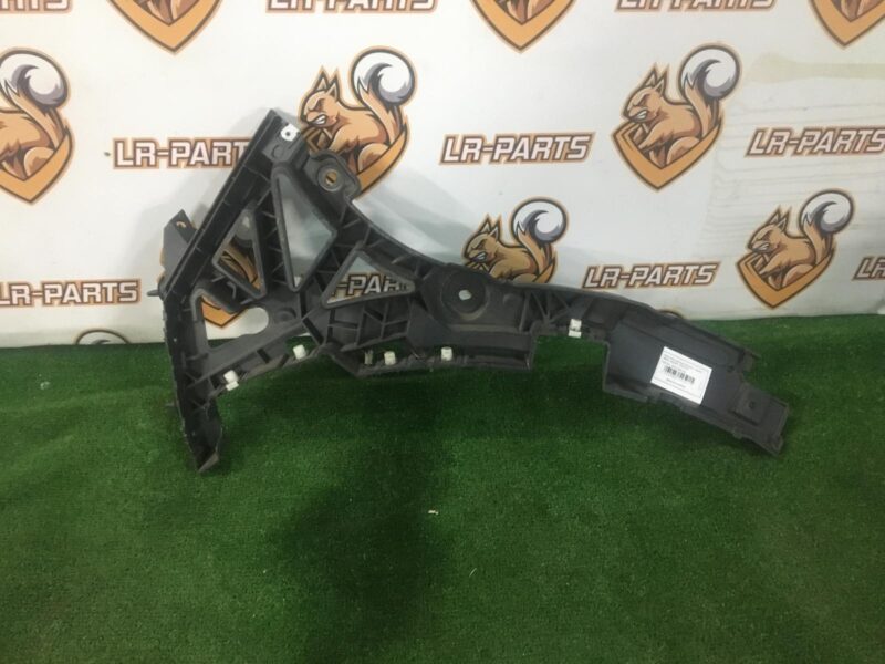 T4K5191 Rear bumper mounting bracket right Jaguar I-Pace X590 (2018-) Used cost 60 € in stock 7 pcs.