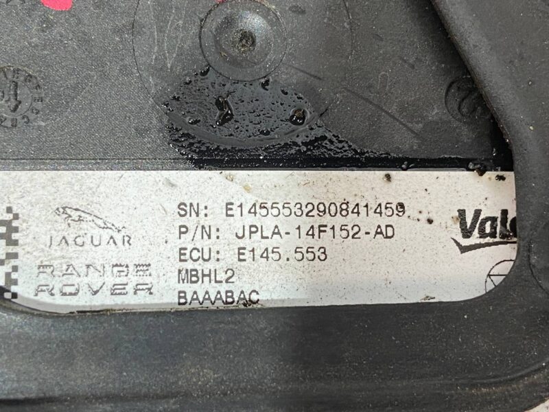 T4A23073 Dead (blind) spot sensor right Jaguar I-Pace X590 (2018-) Used cost 300 € in stock 12 pcs.