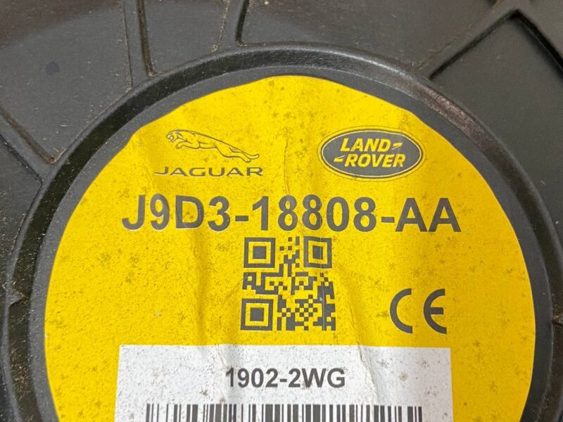 T4K5907 Subwoofer Jaguar I-Pace (2018-) Used cost 150 € in stock 1 pcs.