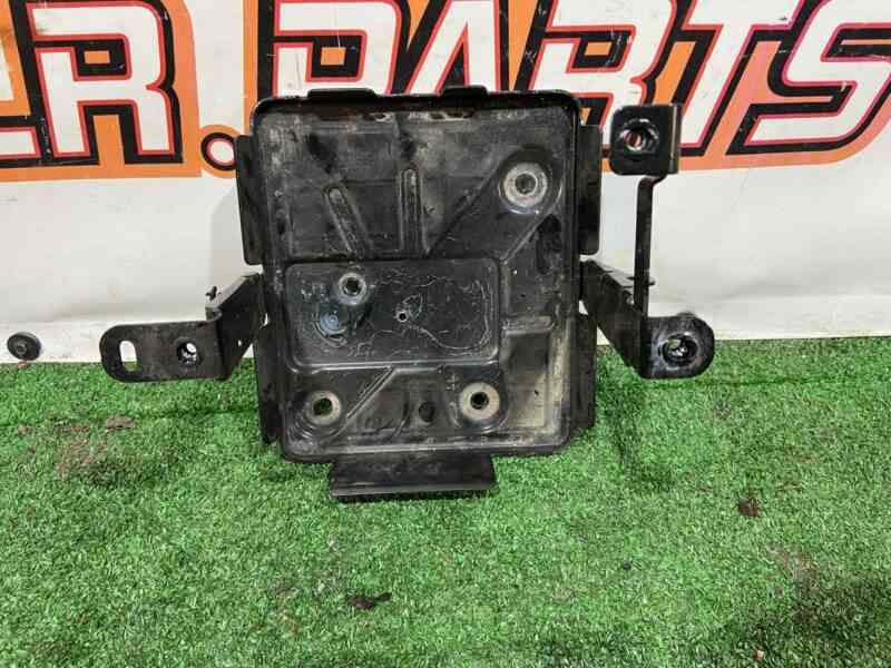 T4K8786 Battery shelf Jaguar I-Pace (2018-) used cost 50 € in stock 3 pcs.