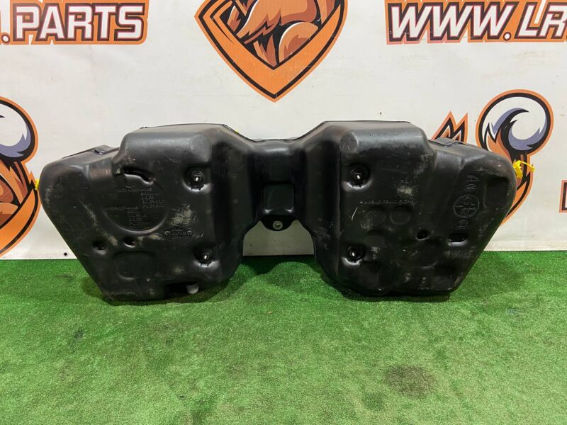 T4N35631 Fuel tank plastic Jaguar F-Pace X761 (2017-) used cost 400 € in stock 2 pcs.
