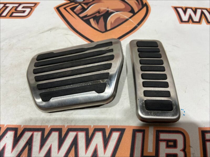 VPLWS0475 Used set of pedals for Range Rover L405 (2013-2021) cost 50 € in stock 1 pcs.