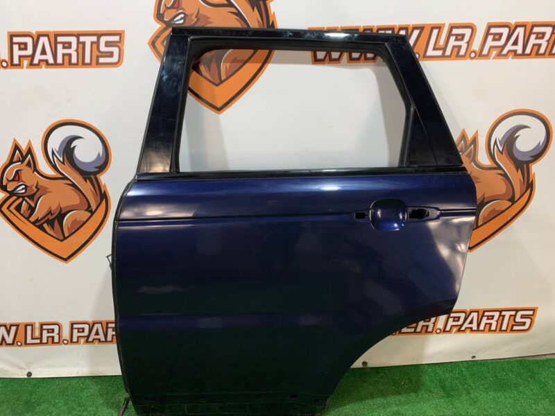 LR044229 Rear left door Range Rover Sport L494 (2014-2022) Used cost 410 € in stock 3 pcs.