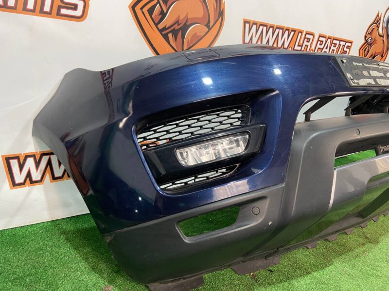 LR045028 Front bumper complete Range Rover Sport L494 (2014-2022) Used cost 1 200 € in stock 1 pcs.
