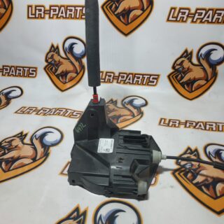 LR070438 Front LEFT DOOR LOCK LAND ROVER DISCOVERY SPORT L550 2015- Used cost 70 € in stock 1 pcs.
