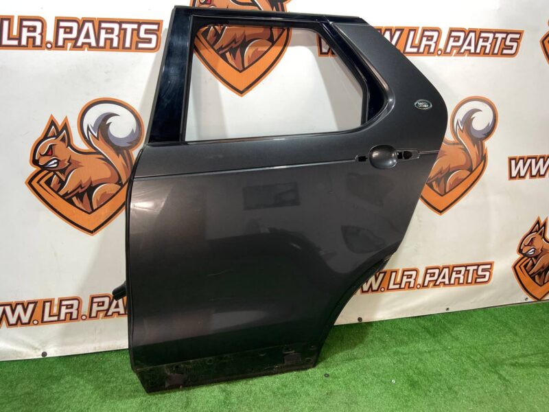 LR080198 door rear left Land Rover Discovery 5 Used cost 370 € in stock 1 pcs.
