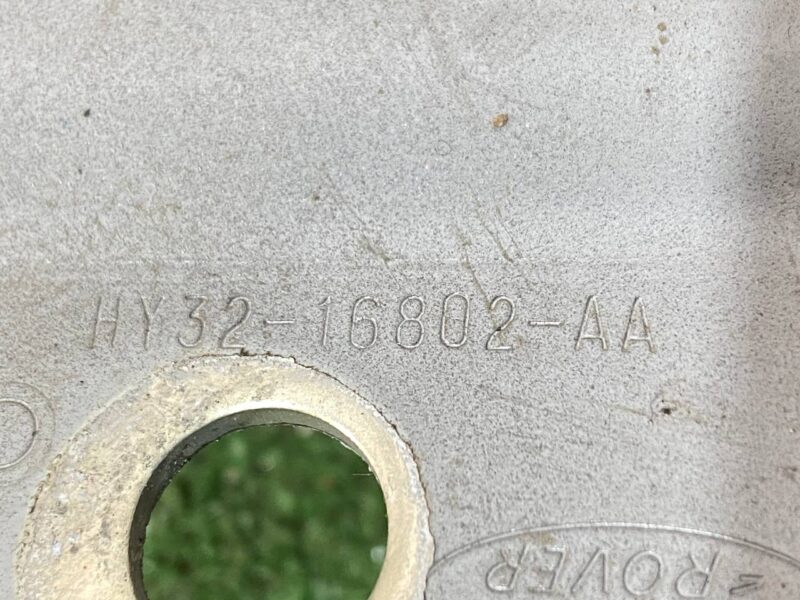 LR080203 Hood hinge right Land Rover Discovery 5 L462 (2017-) used - Image 14