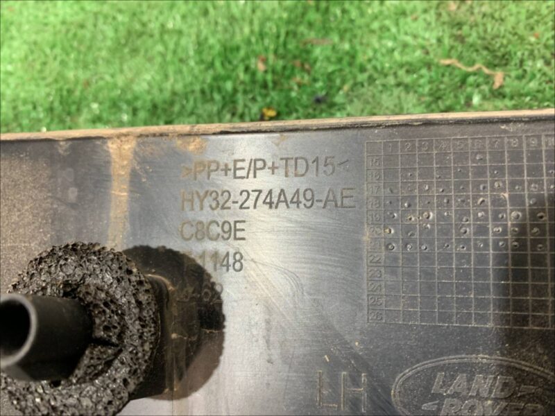 LR082945 Rear Left Door Exterior Molding Used Land Rover Discovery 5 L462 (2017-) - Image 16
