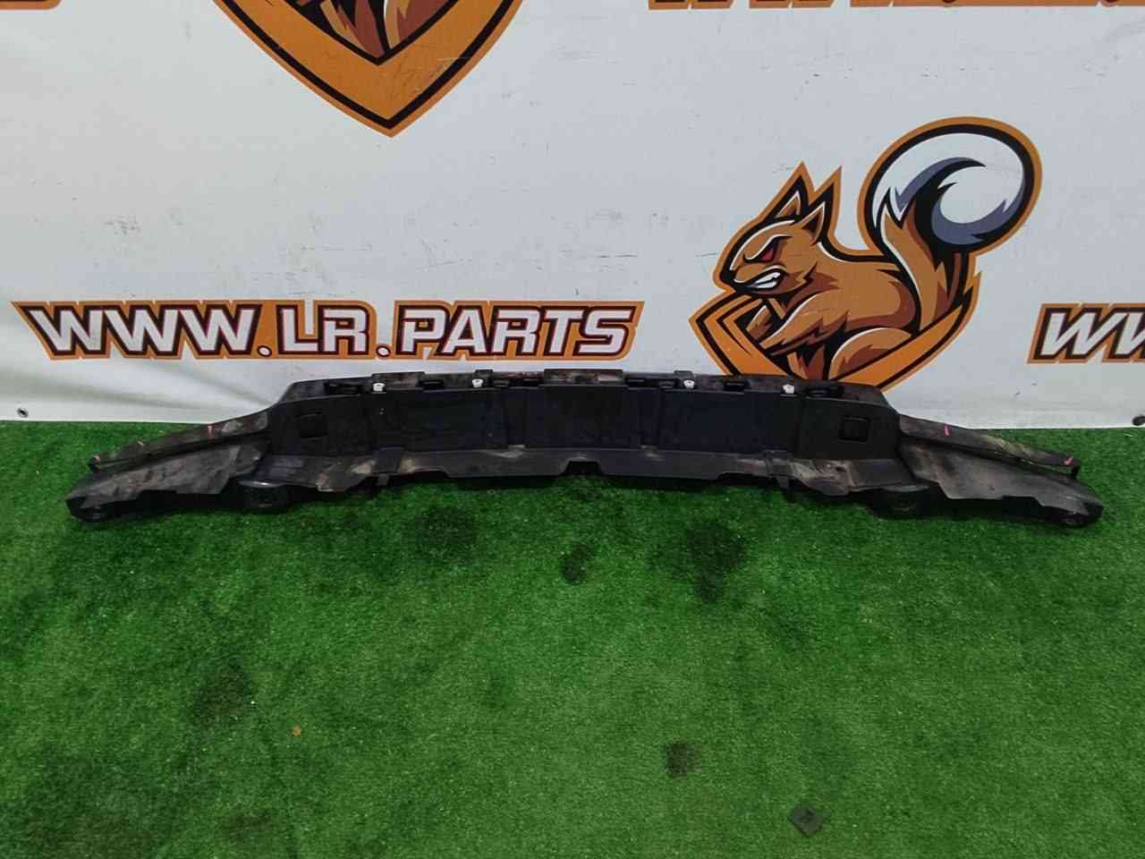 LR083117 Front bumper mounting bracket Land Rover Discovery 5 L462 (2017-) used cost 125 € in stock 1 pcs.