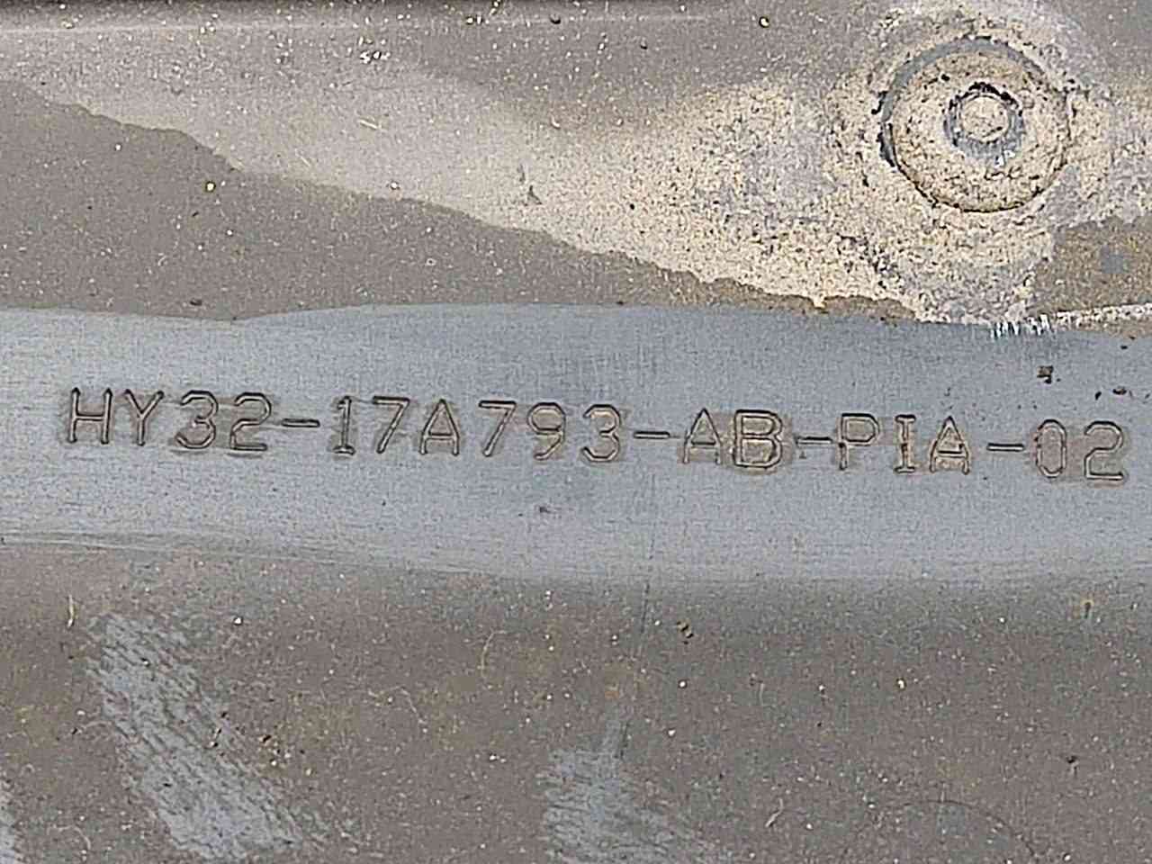 LR083117 Front bumper mounting bracket Land Rover Discovery 5 L462 (2017-) used cost 125 € in stock 1 pcs.