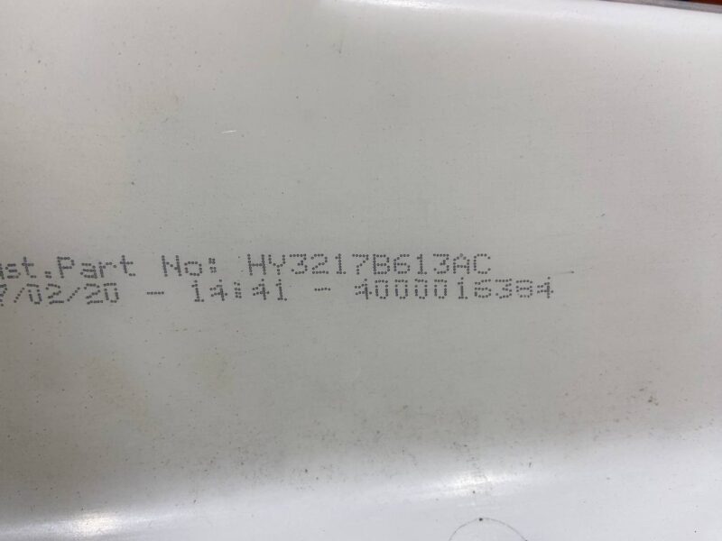 LR110609 Windshield washer reservoir Land Rover Discovery 5 L462 (2017-) Used cost 94 € in stock 3 pcs.