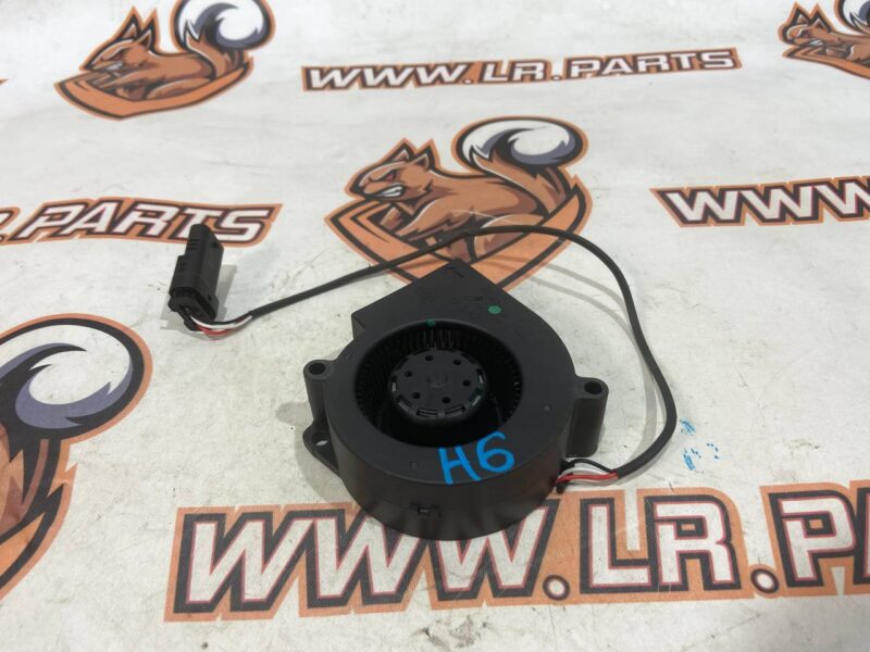 LR115522 Used Land Rover Discovery Sport L550 Converter Cooling Fan (2015-) cost 74 € in stock 4 pcs.