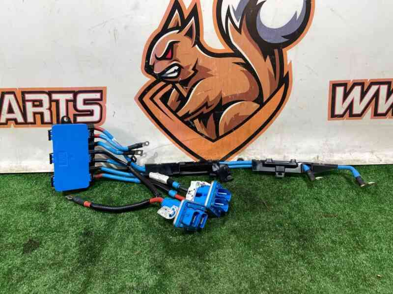 LR118014 Wiring from battery to converter Land Rover Discovery Sport L550 (2015-) used cost 120 € in stock 2 pcs.