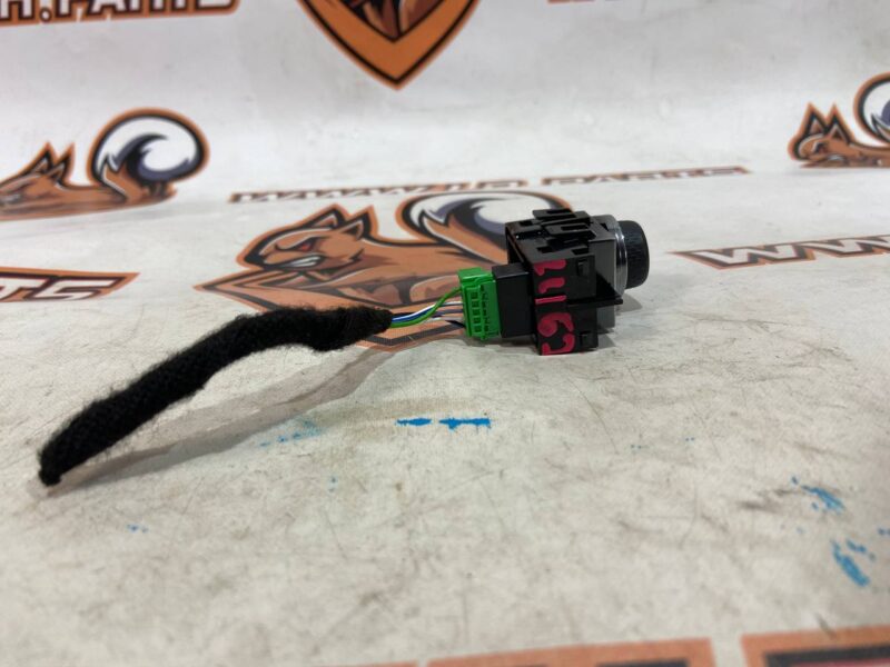 LR130641 Volume switch Land Rover Discovery 5 L462 (2017-) used cost 20 € in stock 1 pcs.