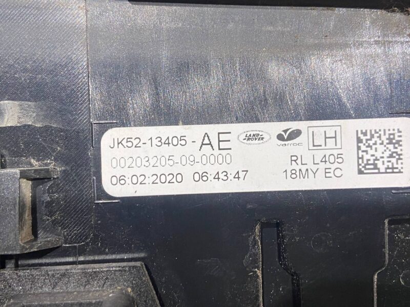 LR135422 Left rear lamp rest 2018- Range Rover L405 (2013-2021) Used cost 555 € in stock 1 pcs.