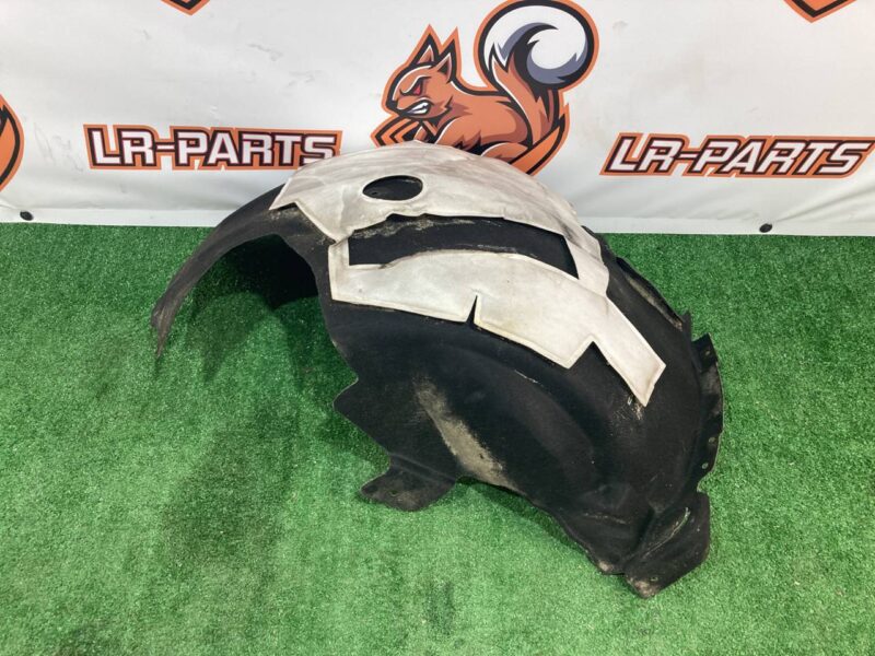 LR177927 Front right mudguard (rear part) Range Rover Sport L494 (2014-2022) Used cost 100 € in stock 1 pcs.