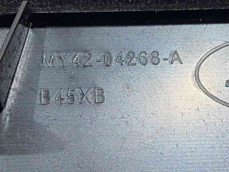 LR141843 Heater control unit with bracket Land Rover Discovery 5 L462 (2017-) USED cost 250 € in stock 1 pcs.
