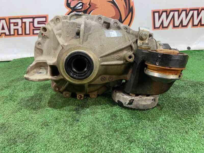LR142004 Front reducer Land Rover Discovery 5 L462 (2017-) used cost  € in stock 1 pcs.