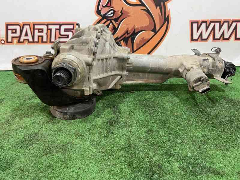 LR142004 Front reducer Land Rover Discovery 5 L462 (2017-) used cost  € in stock 1 pcs.