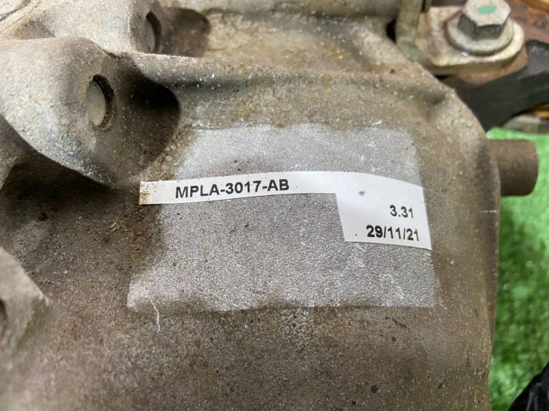 LR142004 Front reducer Land Rover Discovery 5 L462 (2017-) used cost  € in stock 1 pcs.