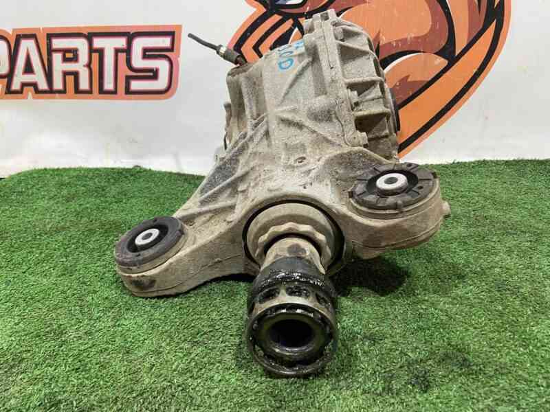 LR143206 Rear reducer 3.31 Land Rover Discovery 5 L462 (2017-) used cost 800 € in stock 1 pcs.
