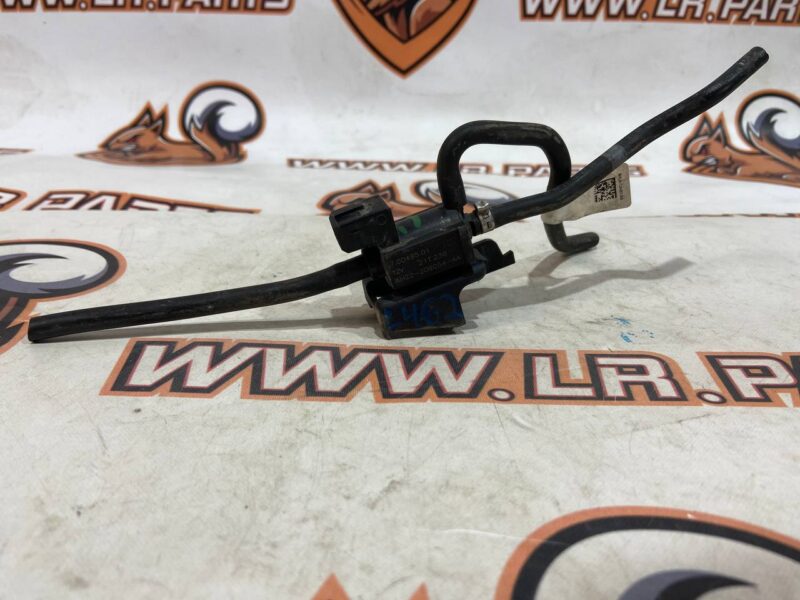 LR145260 Solenoid vacuum control valve Land Rover Discovery 5 L462 (2017-) used cost 150 € in stock 1 pcs.
