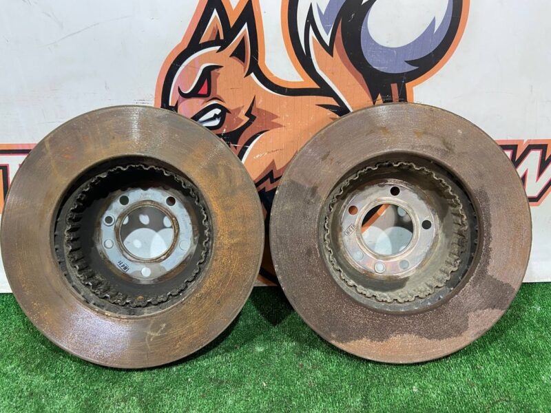 LR161896 Front brake disc (362x33) Land Rover Discovery 5 L462 (2017-) Used cost 15 € in stock 2 pcs.