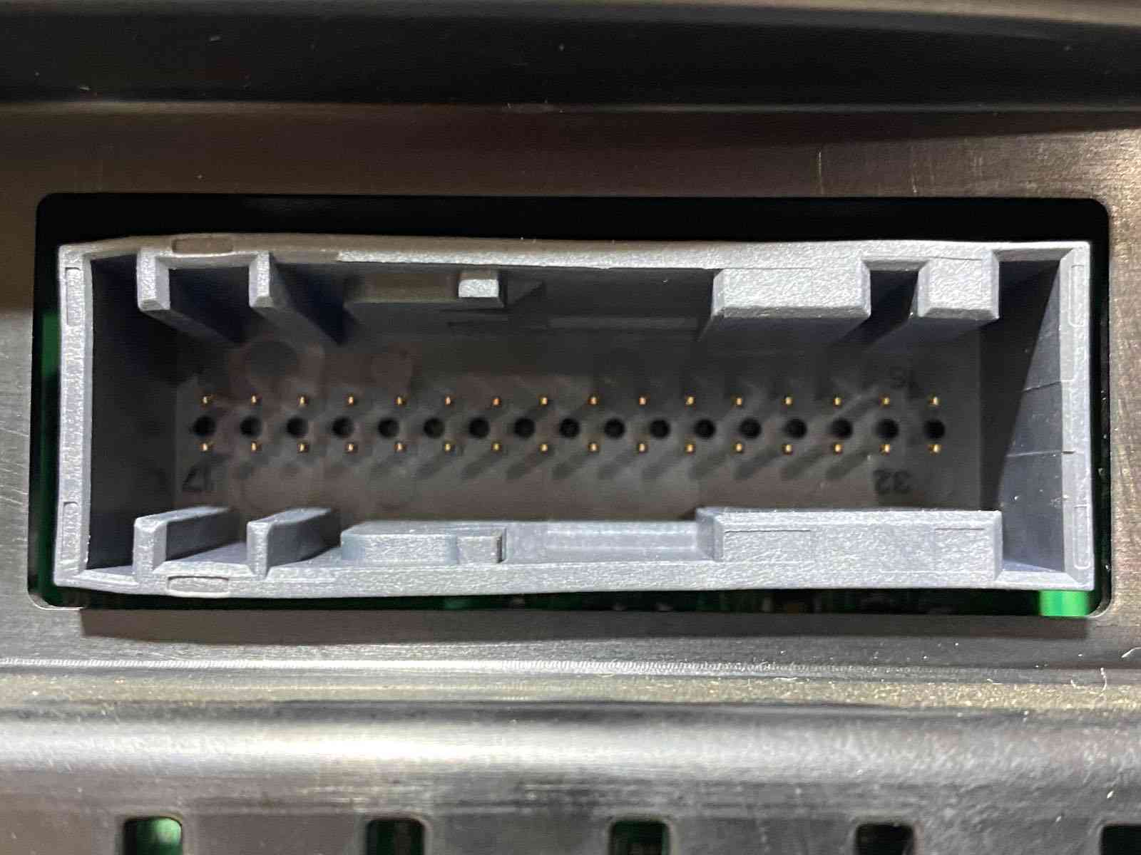 T4A11920 TFT/LCD Instrument Panel Display for Jaguar F-Pace X761 (2017-) Used cost 750 € in stock 1 pcs.