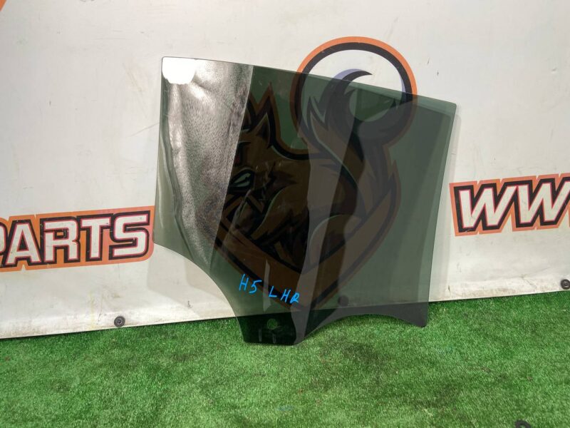 T4K10217 Rear left door glass Jaguar I-Pace (2018-) USED cost 125 € in stock 2 pcs.