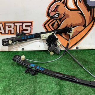 T4K1044 Window regulator front right Jaguar I-Pace (2018-) used cost 74,68 € in stock 2 pcs.