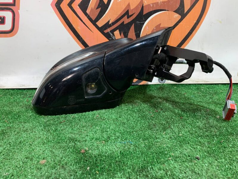 T4K4172 External right mirror assembly Jaguar I-Pace (2018-) Used cost 500 € in stock 3 pcs.