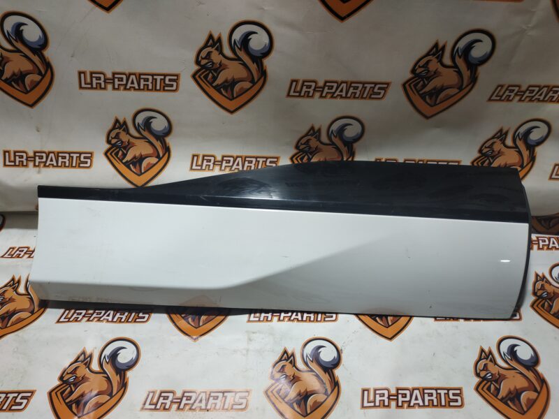 T4K9214LML Molding door rear right lower Jaguar I-Pace X590 (2018-) Used cost 150 € in stock 5 pcs.