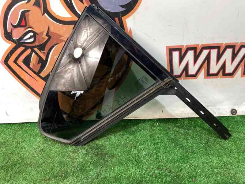 T4K9931 Rear right side door glass Jaguar I-Pace (2018-) USED cost 140 € in stock 3 pcs.