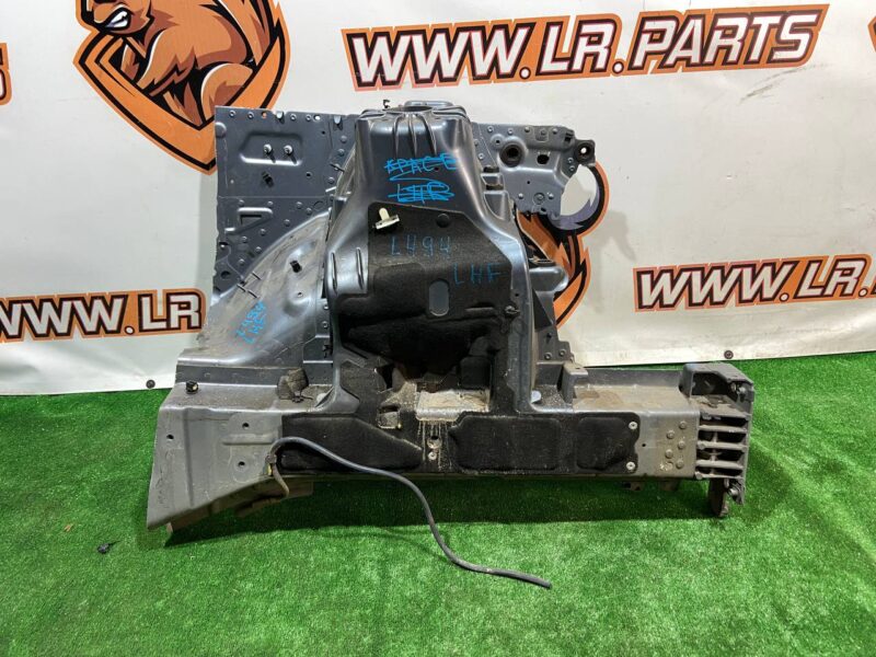 LR044376 Quarter front left Range Rover Sport L494 (2014-2022) Used cost 500 € in stock 1 pcs.