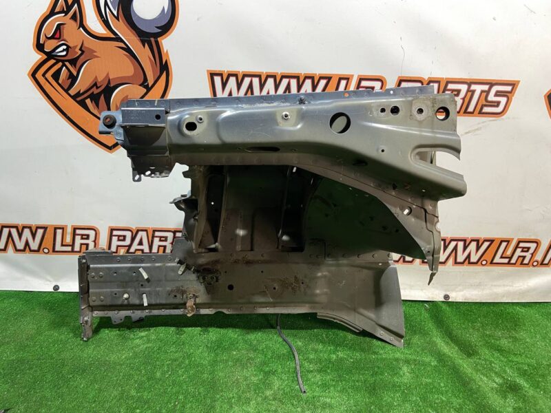 LR044376 Quarter front left Range Rover Sport L494 (2014-2022) Used cost 500 € in stock 1 pcs.