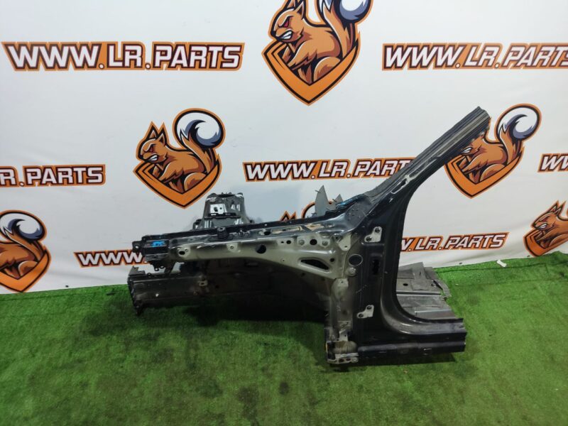 LR044376 Quarter front left Range Rover Sport L494 (2014-2022) Used cost 500 € in stock 1 pcs.