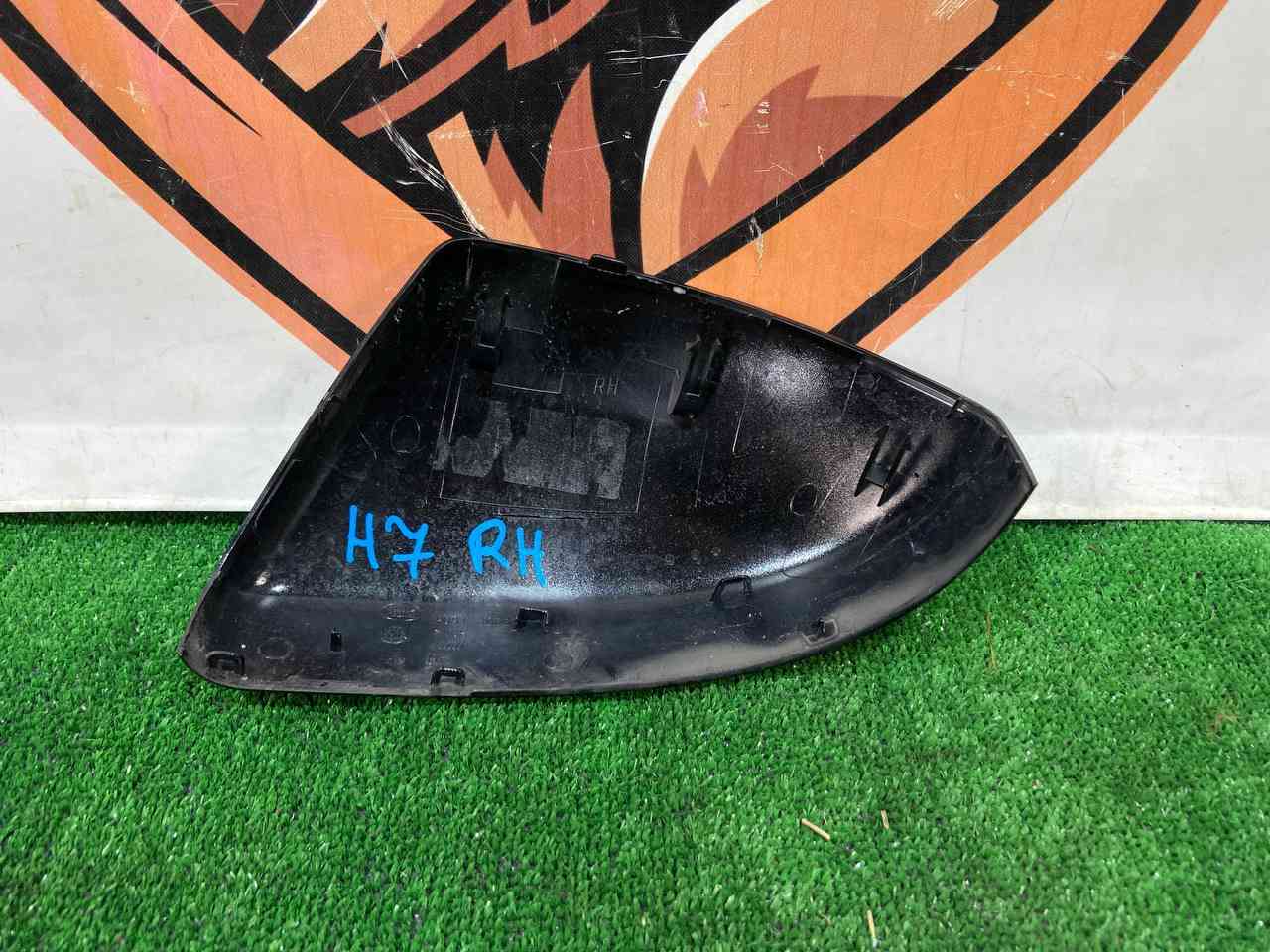 LR048353 Right mirror cover Land Rover Discovery Sport L550 (2015-) Used - Image 22