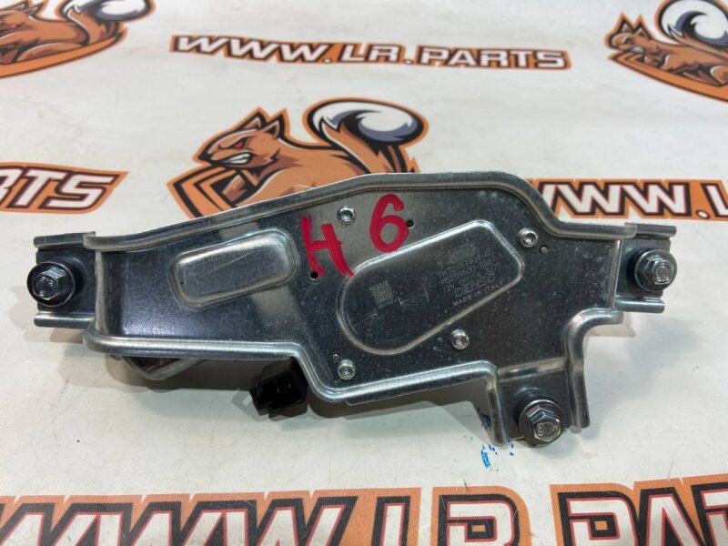 LR060921 Rear Window Wiper Motor for Land Rover Discovery Sport L550 (2015-) Used cost 50 € in stock 7 pcs.
