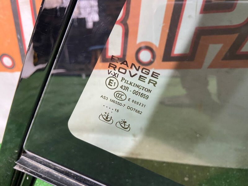 LR065503 Glass door rear left pane Range Rover L405 (2013-2021) Used cost 100 € in stock 4 pcs.