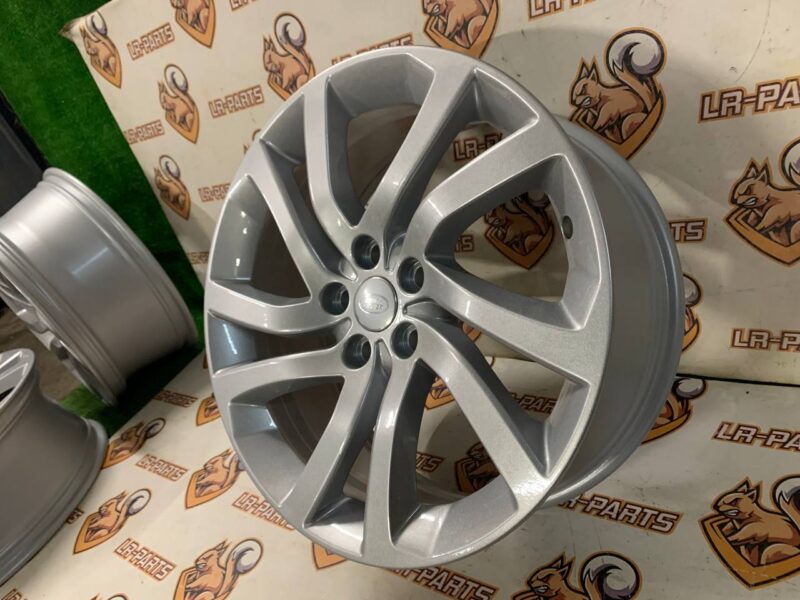 LR081587 Wheel disk 20 X 8.5 Land Rover Discovery 5 L462 (2017-) used" cost 250 € in stock 4 pcs.