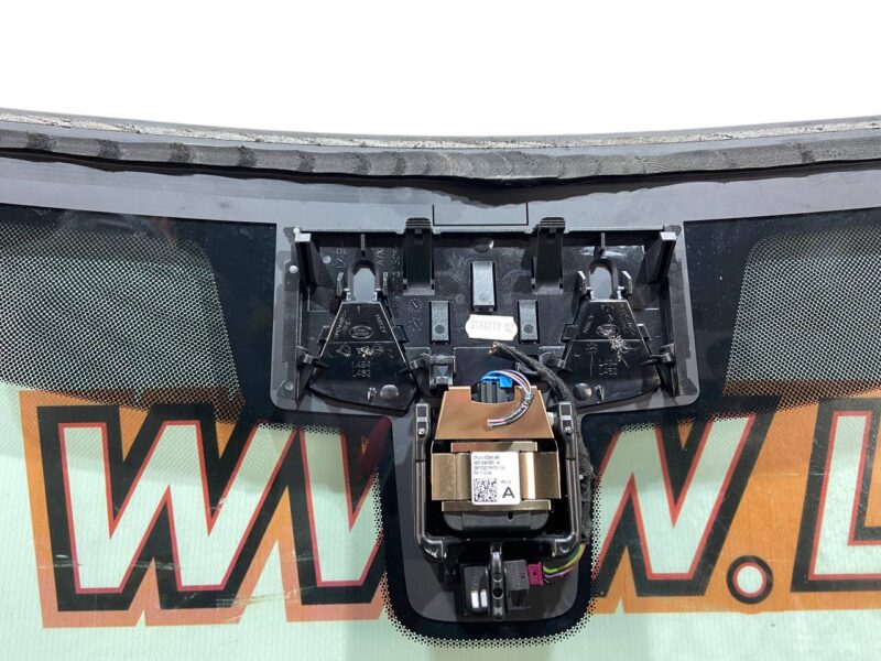 LR098862 Windshield Range Rover Sport L494 (2014-2022) Used - Image 26