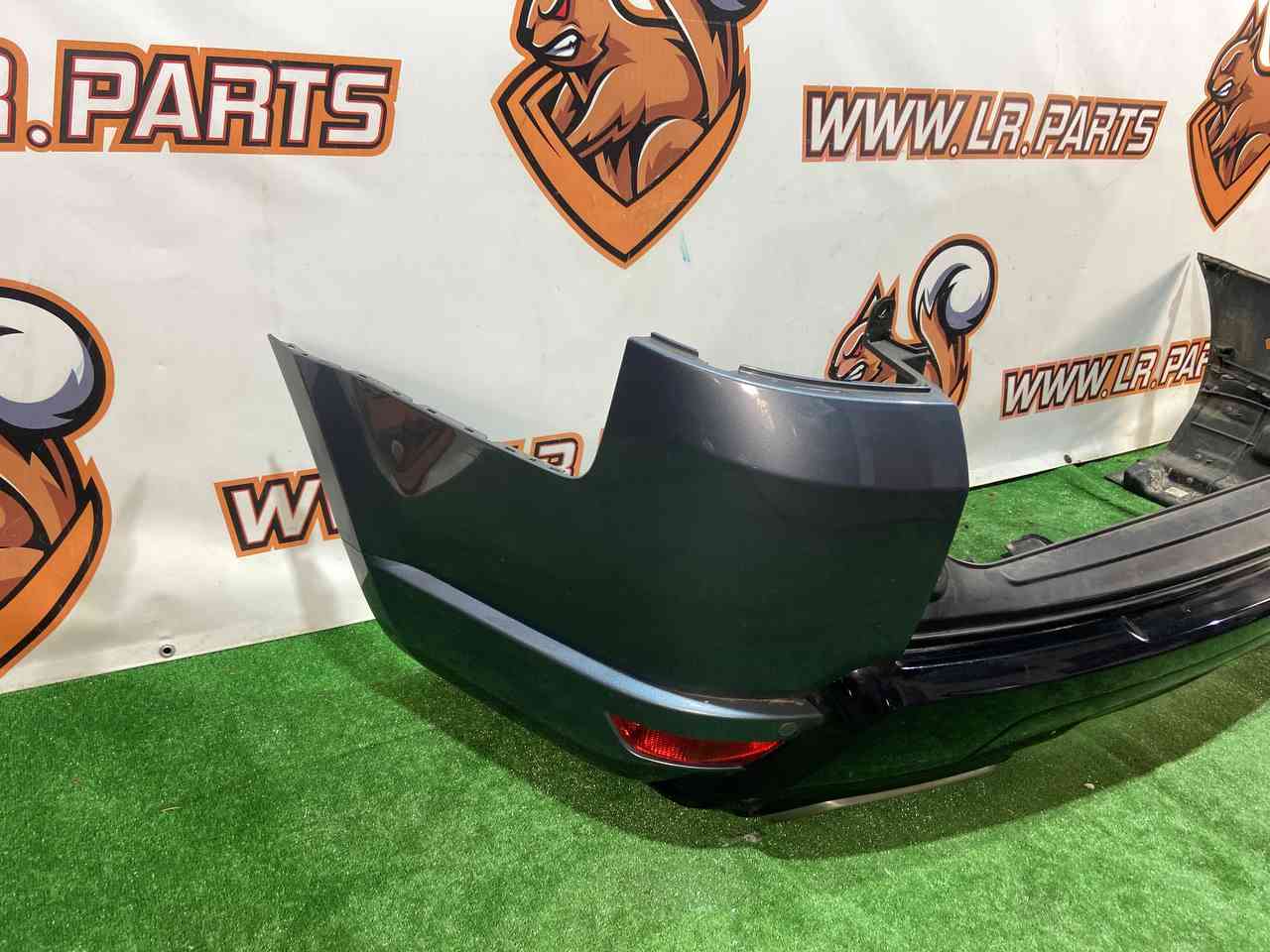 LR098889 Rear bumper 2018- complete assembly set Range Rover Sport L494 (2014-2022) Used - Image 25