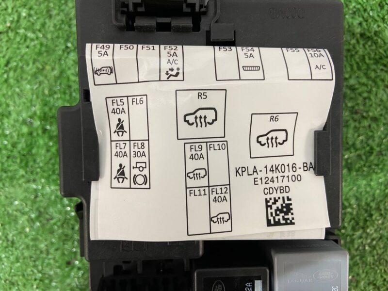 LR098969 Fuse Box Land Rover Discovery 5 L462 (2017-) Used cost 155 € in stock 4 pcs.