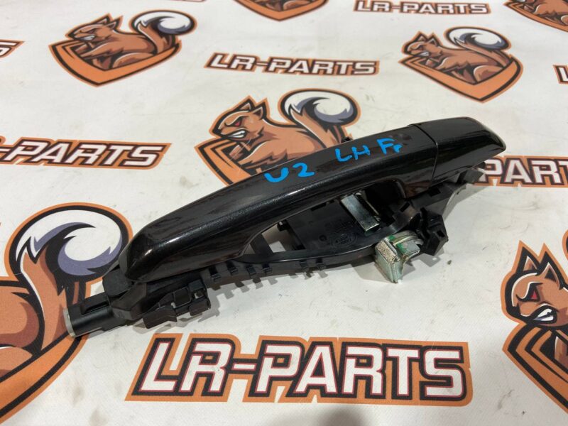 LR108185 Front Left Handle Mounting Bracket RANGE ROVER EVOQUE (L538) 2011-2018 Used cost 63,8 € in stock 2 pcs.