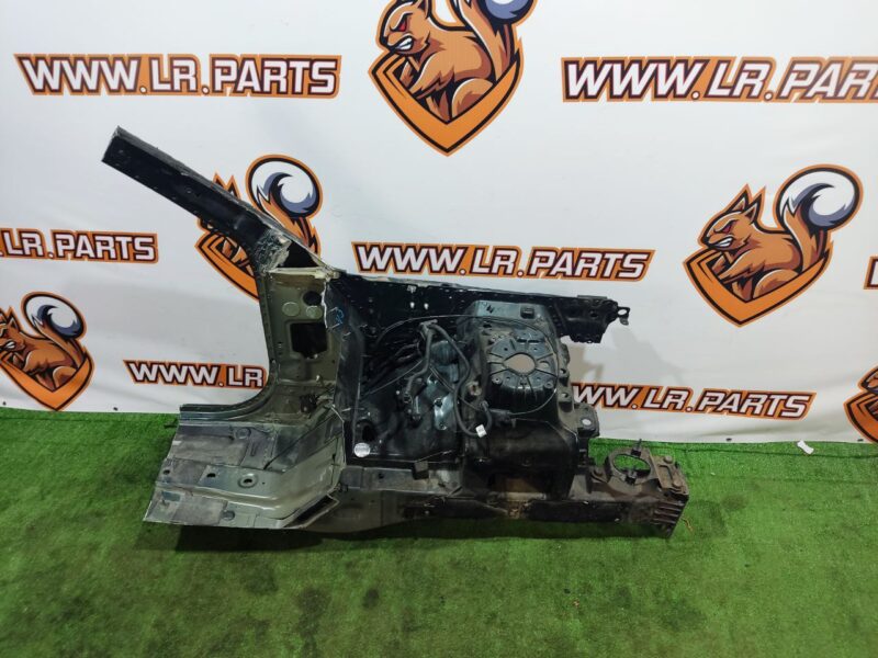 LR111046 Front Left Quarter Panel Range Rover L405 (2013-2021) Used cost 500 € in stock 2 pcs.